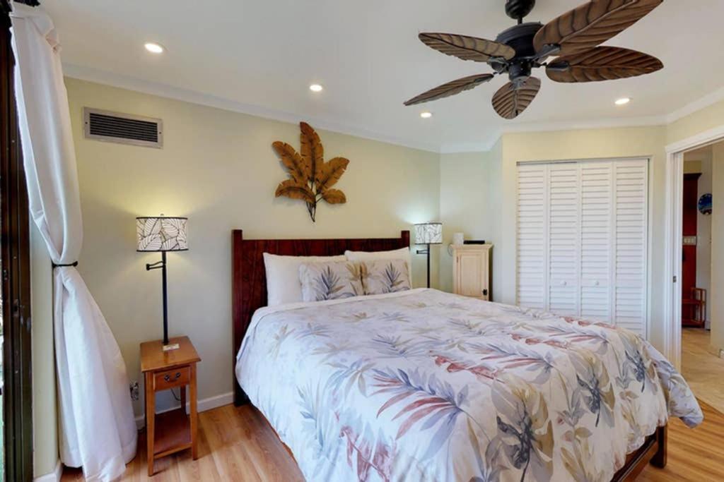 Oceanfront Penthouse With Amazing Views At Kauhale Makai Apartman Kihei Kültér fotó
